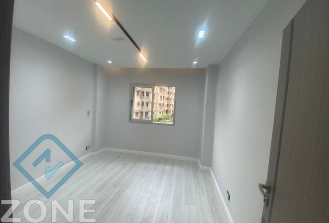 8145833 - Property Image 3