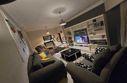 Apartment - 3 Bedrooms - 3 Bathrooms for rent in West Somid Road - West Somid - 6 October City - Giza
