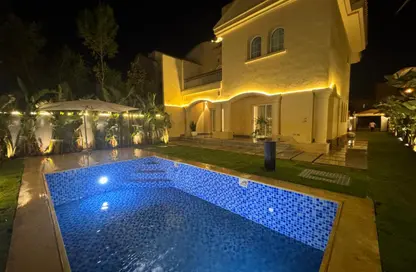 Villa - 4 Bedrooms - 3 Bathrooms for rent in Madinaty - Cairo