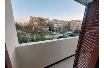 شقة - 2 غرف نوم - 1 حمام للبيع في الحي الحادي عشر - الشيخ زايد - الجيزة