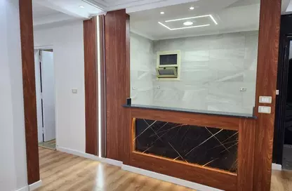 Apartment - 2 Bedrooms - 1 Bathroom for sale in Ibrahim Nagy St. - Rehab City First Phase - Al Rehab - New Cairo City - Cairo