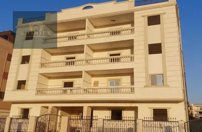 Apartment - 3 Bedrooms - 2 Bathrooms for sale in 1st Neighborhood - 1st Area - Shorouk City - Cairo