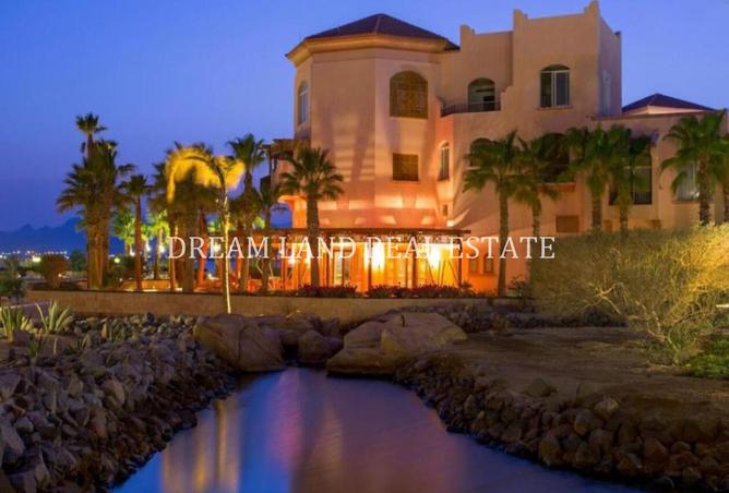 8385392 - Property Image 2