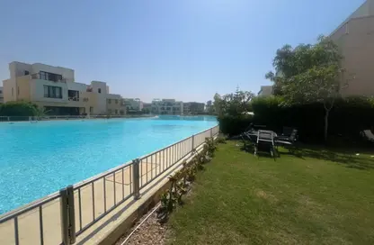منزل مزدوج - 4 غرف نوم - 4 حمامات للبيع في مراسي - سيدي عبد الرحمن - الساحل الشمالي
