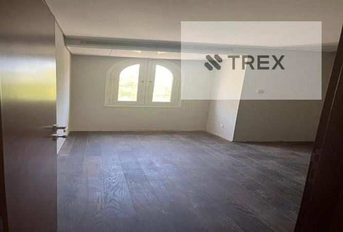 6890635 - Property Image 2