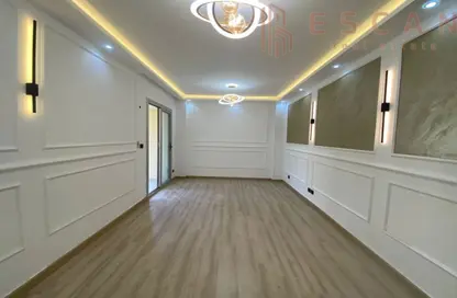 Apartment - 2 Bedrooms - 1 Bathroom for sale in Madinaty - Cairo