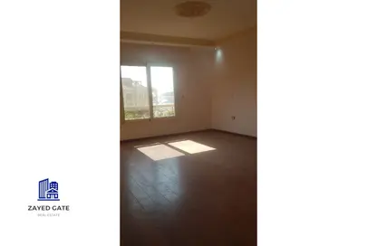 Apartment - 2 Bedrooms - 2 Bathrooms for rent in Al Khamayel city - Sheikh Zayed Compounds - Sheikh Zayed City - Giza