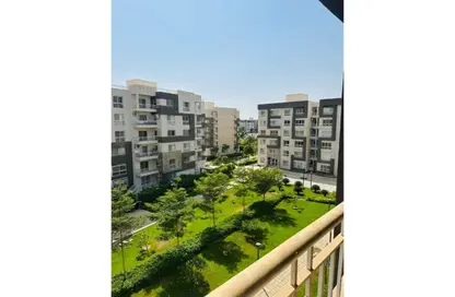 Apartment - 2 Bedrooms - 3 Bathrooms for sale in Madinaty - Cairo