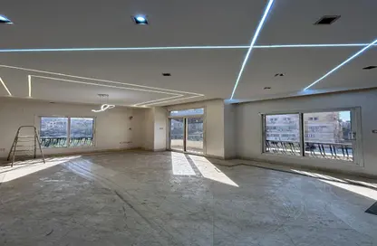 Apartment - 4 Bedrooms - 4 Bathrooms for sale in Street 269 - New Maadi - Hay El Maadi - Cairo
