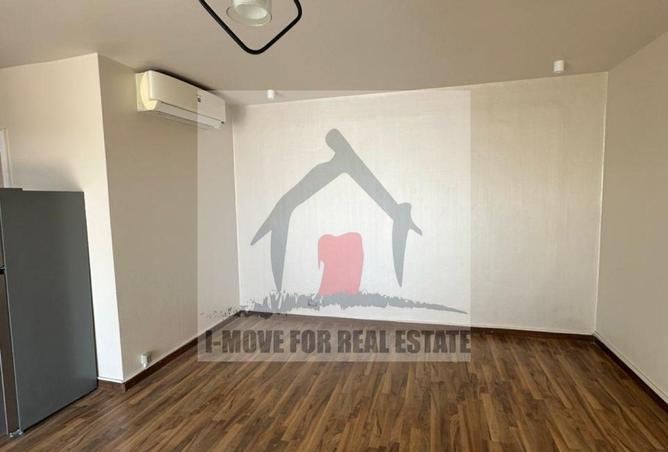 8049445 - Property Image 2