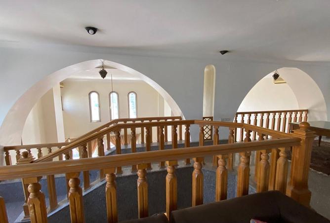 8061258 - Property Image 3