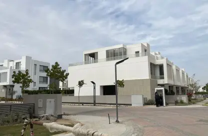 Apartment - 4 Bedrooms - 4 Bathrooms for sale in Hadaba - Fayoum Desert road - 6 October City - Giza