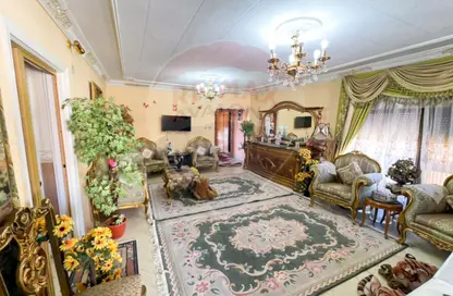 Apartment - 2 Bedrooms - 1 Bathroom for sale in Mustafa Kamel - Hay Sharq - Alexandria