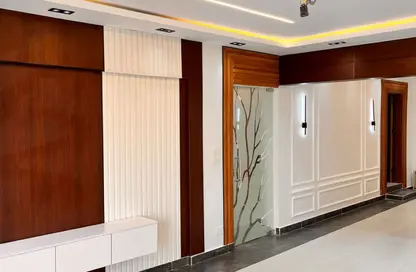 شقة - 3 غرف نوم - 3 حمامات للبيع في شارع عبد الحميد لطفي - المهندسين - الجيزة