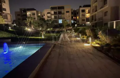 Apartment - 4 Bedrooms - 4 Bathrooms for sale in Fifth Square - The 5th Settlement - New Cairo City - Cairo