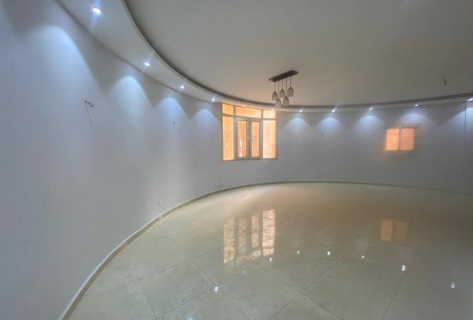 8560742 - Property Main Image