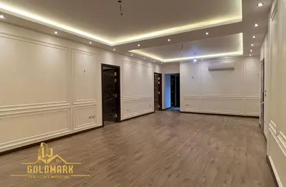 Apartment - 4 Bedrooms - 3 Bathrooms for rent in Lake View Residence - 5th Settlement Compounds - The 5th Settlement - New Cairo City - Cairo