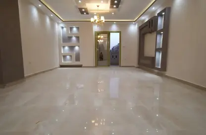 Apartment - 3 Bedrooms - 2 Bathrooms for sale in Al Mashayah Street - Al Mansoura - Al Daqahlya