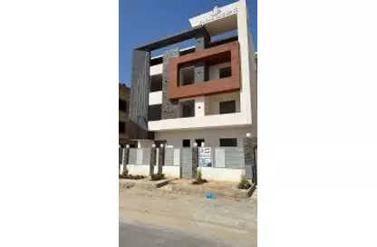 Apartment - 4 Bedrooms - 2 Bathrooms for sale in West Somid - 6 October City - Giza