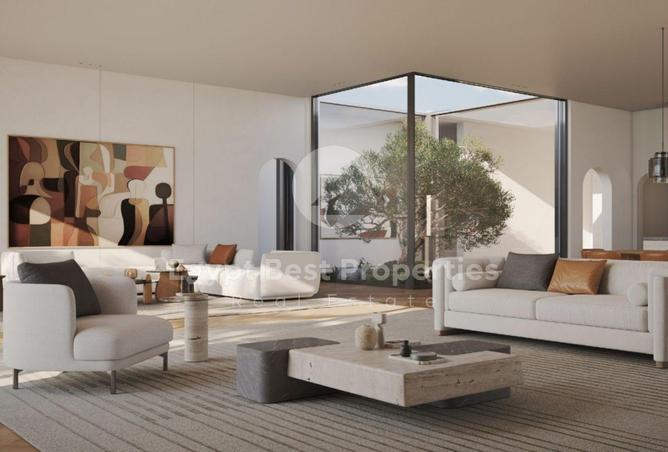 8271008 - Property Image 3