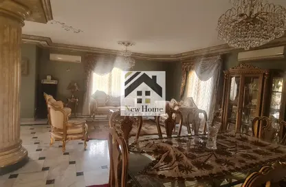 Apartment - 4 Bedrooms - 3 Bathrooms for sale in The 1st Settlement - New Cairo City - Cairo