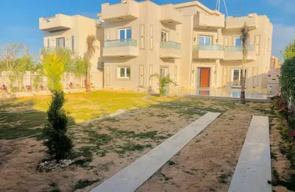 فيلا - 5 غرف نوم - 5 حمامات للبيع في كينج مريوط - حي العامرية - الاسكندرية