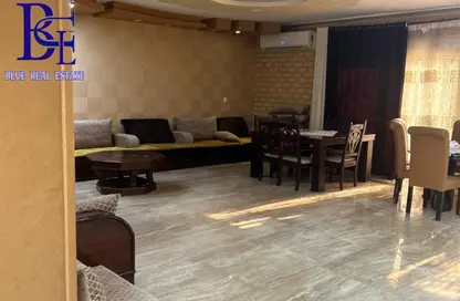 منزل مزدوج - 5 غرف نوم - 4 حمامات للبيع في حدائق المهندسين - الحي الرابع - الشيخ زايد - الجيزة