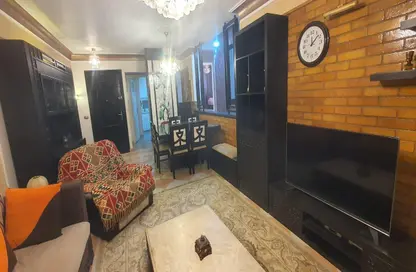 Apartment - 3 Bedrooms - 1 Bathroom for rent in Mohi Al Din Abou El Ezz St. - Dokki - Giza