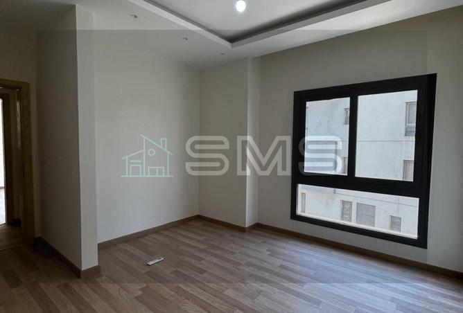 8025469 - Property Image 3