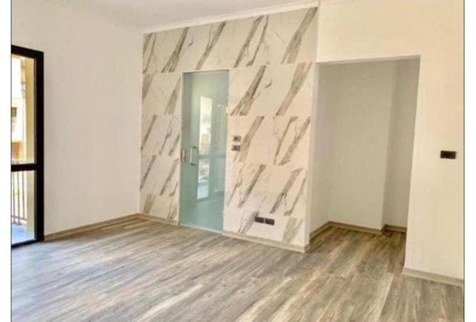 8081850 - Property Image 2
