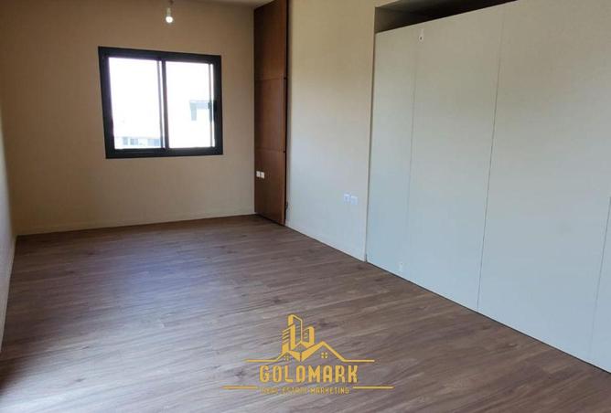 8478718 - Property Image 3