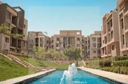 (بنتهاوس  (روف - 2 غرف نوم - 2 حمامات للبيع في مون ريزيدنس - فيفث سكوير - المستثمرين الشمالية - مدينة القاهرة الجديدة - القاهرة