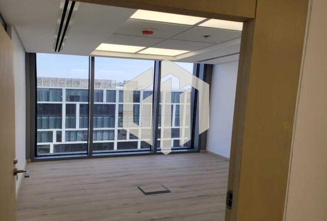 8069020 - Property Image 3