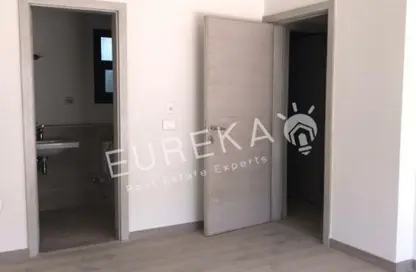 شقة - 2 غرف نوم - 2 حمامات للبيع في كمبوند البروج - كمبوندات الشروق - مدينة الشروق - القاهرة