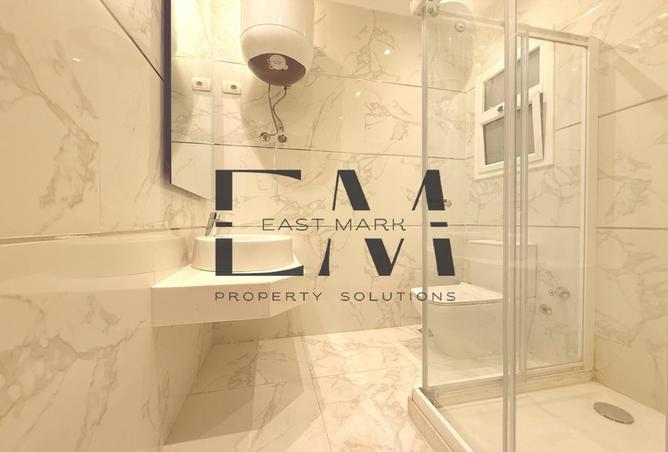 8301216 - Property Image 3