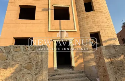 Villa - 7+ Bedrooms - 7 Bathrooms for sale in Green Valley - 5th District - Shorouk City - Cairo