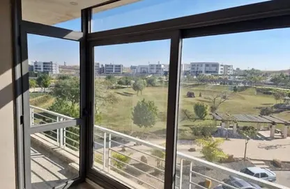 Apartment - 2 Bedrooms - 2 Bathrooms for sale in Taj City - 5th Settlement Compounds - The 5th Settlement - New Cairo City - Cairo