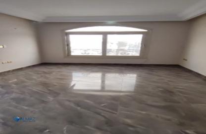 Apartment - 3 Bedrooms - 2 Bathrooms for sale in Mohamed Rahim St. - El Yasmeen 3 - El Yasmeen - New Cairo City - Cairo