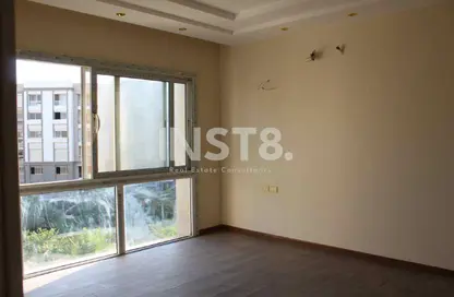 Apartment - 2 Bedrooms - 2 Bathrooms for rent in Hyde Park - New Cairo City - Cairo