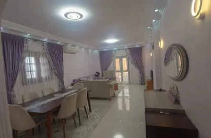 شقة - 3 غرف نوم - 2 حمامات للبيع في شارع قوت القلوب - الحي التاسع - مدينة العبور - القليوبية