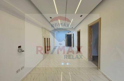 Apartment - 3 Bedrooms - 2 Bathrooms for sale in Magawish Resort - Hurghada Resorts - Hurghada - Red Sea