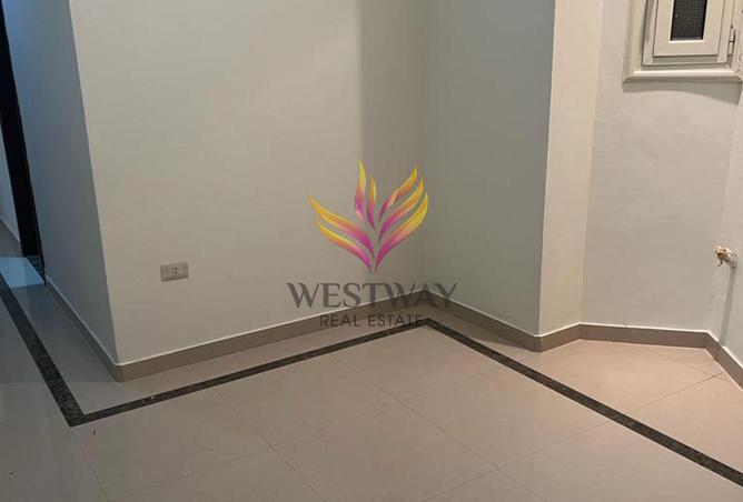 8094829 - Property Image 3