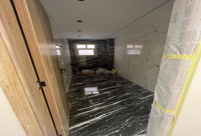 8205291 - Property Image 3