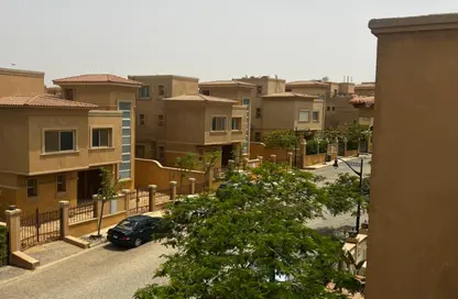 تاون هاوس - 5 غرف نوم - 3 حمامات للبيع في ميدوز بارك - كمبوندات الشيخ زايد - الشيخ زايد - الجيزة