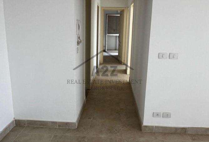 8332208 - Property Image 2