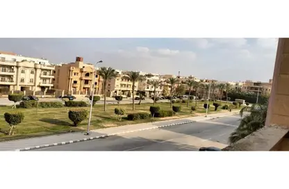 شقة - 4 غرف نوم - 2 حمامات للبيع في البنفسج 9 - البنفسج - مدينة القاهرة الجديدة - القاهرة