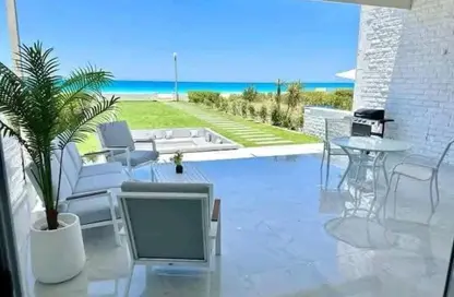 شاليه - 3 غرف نوم - 3 حمامات للبيع في كالي كوست - راس الحكمة - الساحل الشمالي