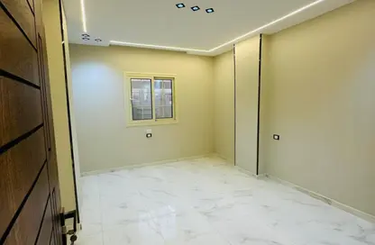 Apartment - 3 Bedrooms - 2 Bathrooms for sale in Gate 3 old - Khafre - Hadayek El Ahram - Giza