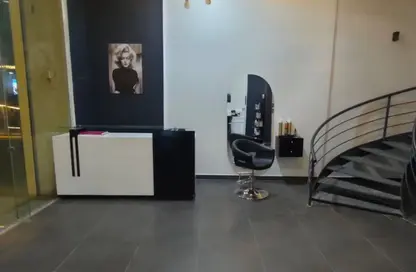 Shop - Studio - 2 Bathrooms for rent in Beverly Hills Road - 17th District - Sheikh Zayed City - Giza