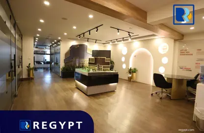 Full Floor - Studio - 6 Bathrooms for rent in Bavaria Town - Zahraa El Maadi - Hay El Maadi - Cairo